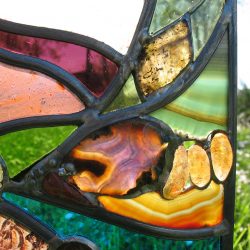 - Atelier de la Licorne à Ardin - Vitraux d'art Magali Bauchy, Meilleur Ouvrier de France - Création et restauration de vitraux d'art
